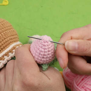 Pot de fleurs en crochet style simple en peluche, fabriqué en fil - Product Image 6