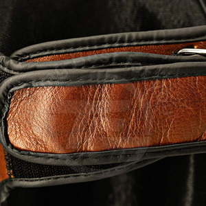 Espinilleras ligeras con logotipo personalizado para entrenamiento de Kick Boxing Rodilleras de cuero PU de nuevo estilo con función de protección - Product Image 4