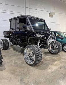 Can-Am Defender MAX HD10 UTV surélevé personnalisé - 24 pouces forgé - Product Image 1