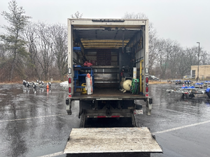 Camión de Caja Ligero Isuzu NPR EFI 2016 Seminuevo con 297HP, Transmisión Automática y 175,764 millas - Product Image 6