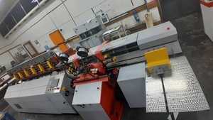 Nueva máquina de recolección lateral PLC computarizada Glory, 6-30 estaciones, núcleo de rodamiento de Motor de bomba, capacidad de 5000 bloques/hora - Product Image 5