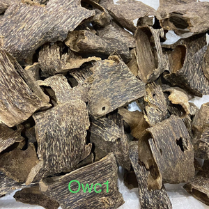 Le meilleur fournisseur de Oud Parfum longue durée Copeaux de bois d'agar Oud naturel de qualité supérieure du brûleur Vienam Oud Bakhor - Product Image 6