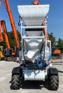 Camión Mezclador de Concreto Autocargable de Alta Eficiencia de 3.5m con Motor y Bomba, Mezcladora de Cemento Móvil Automática 4x4, Precio de Fábrica - Product Image 2