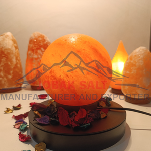 Lámpara de sal del Himalaya redonda de calidad superior Estilo Feng Shui hecho a mano con base de madera Decoración tallada única y regalo de bienestar - Product Image 2
