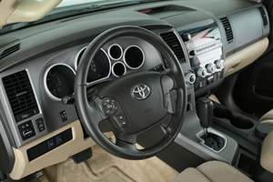 TOYOTA SEQUOIA SR5 4X4 D'OCCASION 2010 (CONDUITE À GAUCHE/DROITE) - Product Image 2