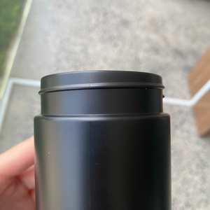 Pot en plastique HDPE noir de 250ml avec couvercle à vis Poudre de protéine Conteneur de supplément de lactosérum Pot de stockage de pilules Manufacture du Vietnam - Product Image 2