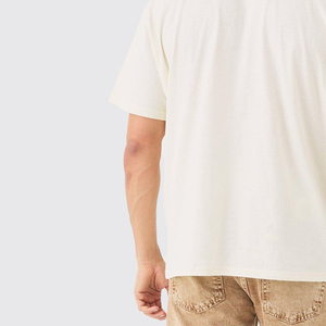 2024 ใหม่มาถึงขายส่งที่กําหนดเองการพิมพ์โลโก้ผู้ชายเสื้อยืดธรรมดา/แฟชั่นสวมใส่สไตล์ผู้ชาย PLUS ขนาดพิมพ์เสื้อ T - Product Image 5