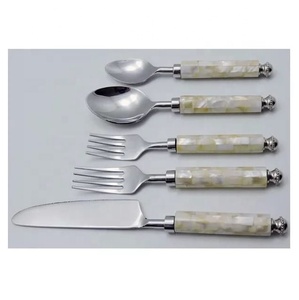 Meilleur ensemble de couverts à salade en acier inoxydable plaqué or Couverts de luxe écologiques Couverts Fourchette Cuillères Transparent Designer Poignée - Product Image 2