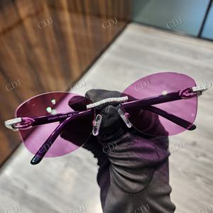 Nuances roses personnalisées 1 rangée VVS Clarity D Moissanite Clouté Pont bling Glacé Lunettes de soleil Forme Prix de gros pour le fournisseur - Product Image 2