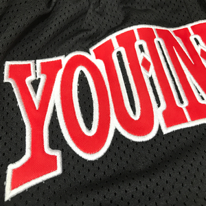 Vente en gros de shorts de basket-ball personnalisés pour hommes, shorts en maille à motif uni décontracté avec broderie sublimée, technique de teinture unie - Product Image 5