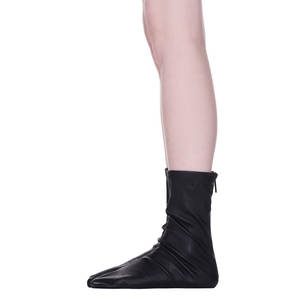Vente directe d'usine Vêtements décontractés Chaussettes en cuir Produits les plus vendus Tissu souple Fabriqué en cuir pour hommes Khuffs - Product Image 2