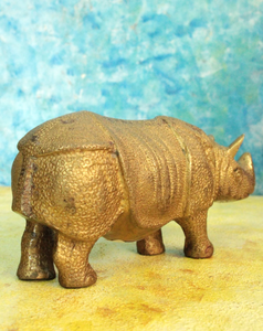 AK Brass Classic Premium Quality Rhino Showpiece Escultura decorativa de mesa de alto detalle - Product Image 5