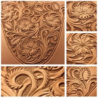 Maßgefertigte Cowgirl-Chaps, handgefertigt, mit Werkzeugverziertem Design, Western-Stil, aus echtem Leder, mit Schnallenverschluss