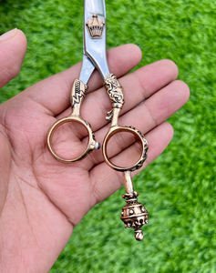 6.0กรรไกรตัดผมแบบมืออาชีพใบมีดสแตนเลส - Product Image 2