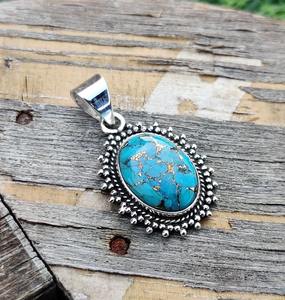 Colgante clásico hecho a mano, joyería de plata 925 sólida para mujer, Plata de Ley 925, turquesa piedra preciosa, colgante de estilo bohemio, regalo para - Product Image 3