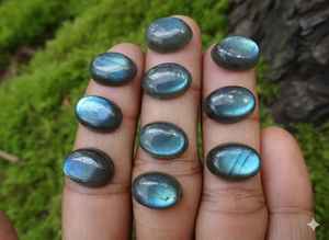 Pierre précieuse de labradorite de qualité AAA, faite à la main, de forme ovale, pierre précieuse en vrac pour la fabrication de pendentifs, meilleur prix, prix chaud, 20% de réduction et cadeau - Product Image 1