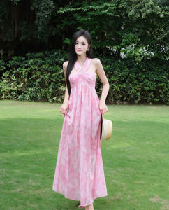 Une longue robe féminine rose douce avec de délicats détails d'embellissement fabriquée au Vietnam Personnalisable OEM/ODM - Product Image 5