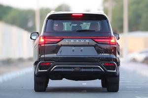 Lexus LX600 F Sport 3.5L 2024 avec titre propre - Product Image 3