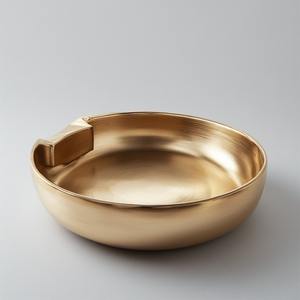 Cendrier à cigares en laiton poli de luxe avec un design minimaliste, écologique et surface lisse pour une décoration de bureau et de maison haut de gamme - Product Image 3