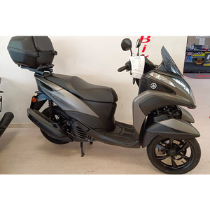 TRICITY 125 con Cilindrata di 150cc - Product Image 1