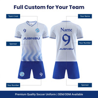 Camiseta de Fútbol Personalizada con Diseño de Ondas Blancas en Jacquard, Cuello en V con Degradado Azul, Malla de Poliéster con Logotipo