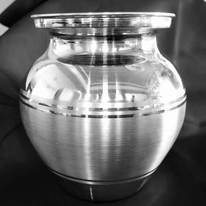 Pot à eau de style indien artisanal de haute qualité, métal de qualité supérieure, lota, ustensiles de cuisine, présentoir de comptoir, grand lota - Product Image 5