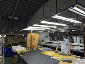 Canapé en cuir véritable classique en forme de L avec méridienne, design traditionnel pour la maison, le salon, les meubles d'hôtel - Product Image 3