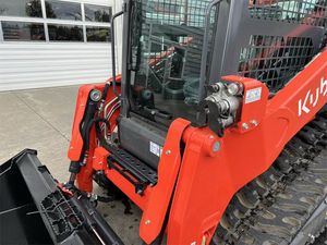 Cargadora de orugas compacta Kubota SVL97-2 de 5 toneladas, de gran demanda, máquina utilitaria de dirección deslizante de servicio pesado - Product Image 6