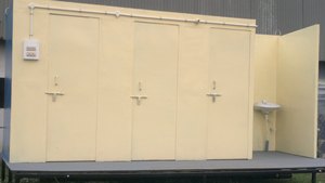 2023 Toilette communautaire portable de haute qualité de l'exportateur mondial en vente! Fournitures de jardin durables - Product Image 2