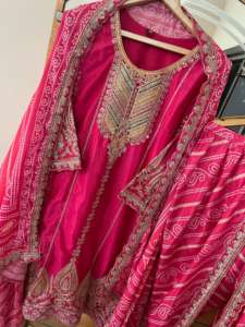 Costumes Dhoti élégants avec broderie complexe, parfaits pour les mariages et les occasions spéciales - Product Image 2