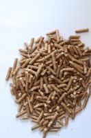 Granulés de biomasse écologiques en bois dur les plus vendus 6 Mm granulés naturels de haute qualité (sac de 15Kg) au prix de gros
