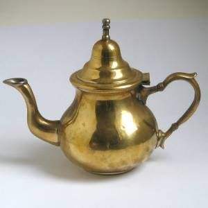 Bouilloire à thé en laiton de qualité supérieure pour la décoration de la cuisine, avec une forme classique et des performances durables - Product Image 2