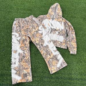 Fabricants de vêtements, sweats à capuche et pantalons de survêtement personnalisés, style streetwear, avec patch brodé, ensemble de survêtement camouflage - Product Image 1