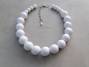 Collier de perles en résine d'aspect bois marron pour fiançailles de mariage chrétien fêtes de Noël et vêtements de bureau - Product Image 4