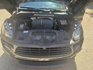 Porsche Macan 2020 d'occasion en bon état - Product Image 2