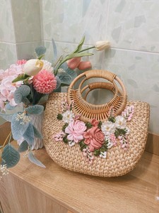 Sac à main en jonc de mer tissé à la main au meilleur prix avec différents designs et tailles spécialisés pour les vacances d'été - Product Image 5