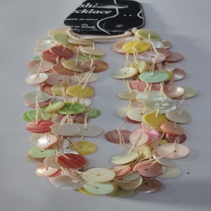 Élégance perlée vibrante faite sur commande pour élever n'importe quel collier perlé de regard. Idéal pour les occasions spéciales et les cadeaux - Product Image 4