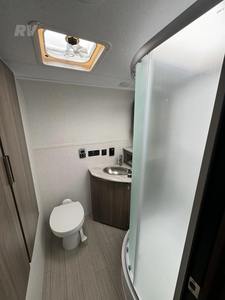 รถบ้านรุ่นใหม่ V-E-N-T-U-R-E RV S-O-N-I-C 220VRB ปี 2024 สมรรถนะสูง พร้อมจำหน่าย - Product Image 2