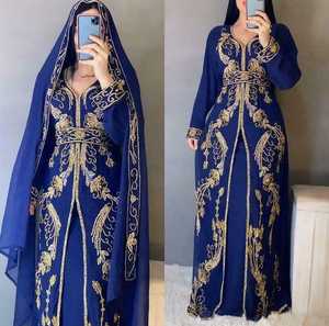 Abaya élégante en rayonne XXL pour femmes, robe kimono ethnique modeste à capuche, robe brodée à la main, vêtements musulmans traditionnels. - Product Image 2