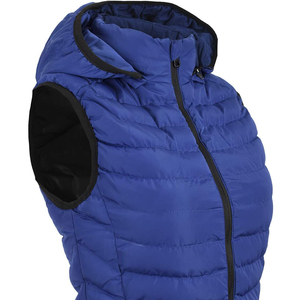 Chaqueta acolchada sin mangas de último diseño para mujer, chaleco acolchado de invierno personalizado con bolsillos con cremallera desmontable, decoración de piel - Product Image 3