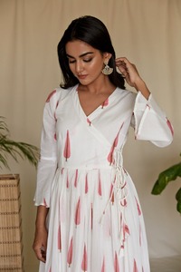 Haute Qualité Rose Cyprès Blockprint Angrakha Costume Indien Mode Style Qualité Kurti et Pantalon De Fabricant Indien - Product Image 3