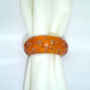 Matériau en cristal de forme ronde de couleur orange rond de serviette style fantaisie décoration de table de fête de mariage utilisée à la main de luxe - Product Image 1