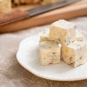 โยเกิร์ตแห้งแช่แข็งจากเวียดนาม2025ช่วยเพิ่มสมูทตี้และซีเรียลที่มีรสชาติครีมกรุบกรอบ - Product Image 3