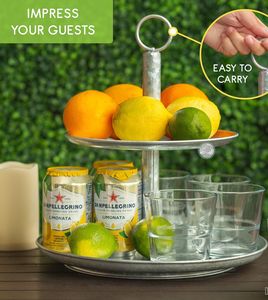 Plateau de présentation en métal galvanisé à deux niveaux pour cupcakes, desserts et fruits, parfait pour la décoration intérieure ou extérieure. - Product Image 5