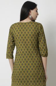 Motivos étnicos de alta calidad impresos de algodón puro Kurti elegante diseño impreso Kurti de mujer para ropa de fiesta - Product Image 5
