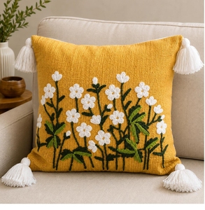Cojín Decorativo Bordado a Mano con Flores de Algodón, Color Amarillo Mostaza, con Borlas, para Sala de Estar - Product Image 1