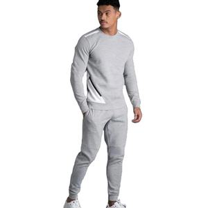 Chándal de invierno de corte informal para hombre, Conjunto de sudadera de cuello redondo de algodón ecológico, diseño serigrafiado de manga larga para venta al por mayor - Product Image 5