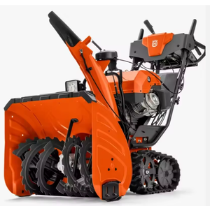 Nueva quitanieves 2024 28 SHO con arranque de 120V, motor AX de 306cc, 28 pulgadas de ancho de limpieza, caja de engranajes grande de hierro fundido, transmisión de doble correa y seis velocidades. - Product Image 1