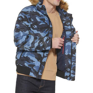 Veste d'hiver décontractée pour homme avec capuche en fausse fourrure, vêtements d'extérieur tendance urbaine, manteau d'hiver en fausse fourrure à capuche pour homme, design de créateur - Product Image 4
