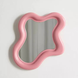 Espejo de resina con forma abstracta rosa, decoración moderna para el hogar, espejo de pared decorativo, espejo de resina elegante, pieza de acento de moda para sala de estar - Product Image 1